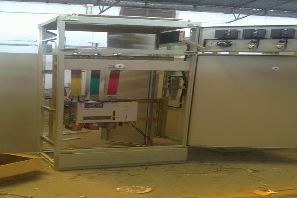 赫山控制柜-3683品牌总闸控制柜的使用原则